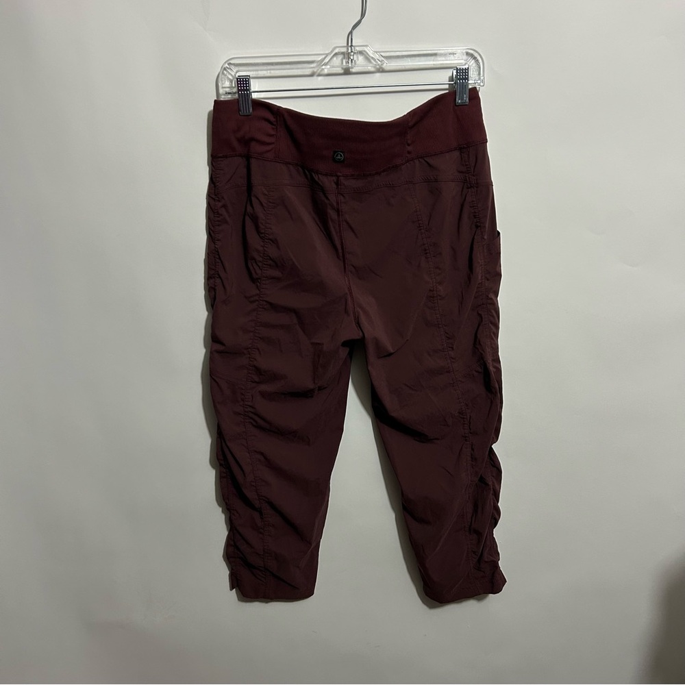 Prana Women’s Koen Capri Outdoor Hiking Yoga Active Pull On Pants Maroon Size M - Picture 2 of 7